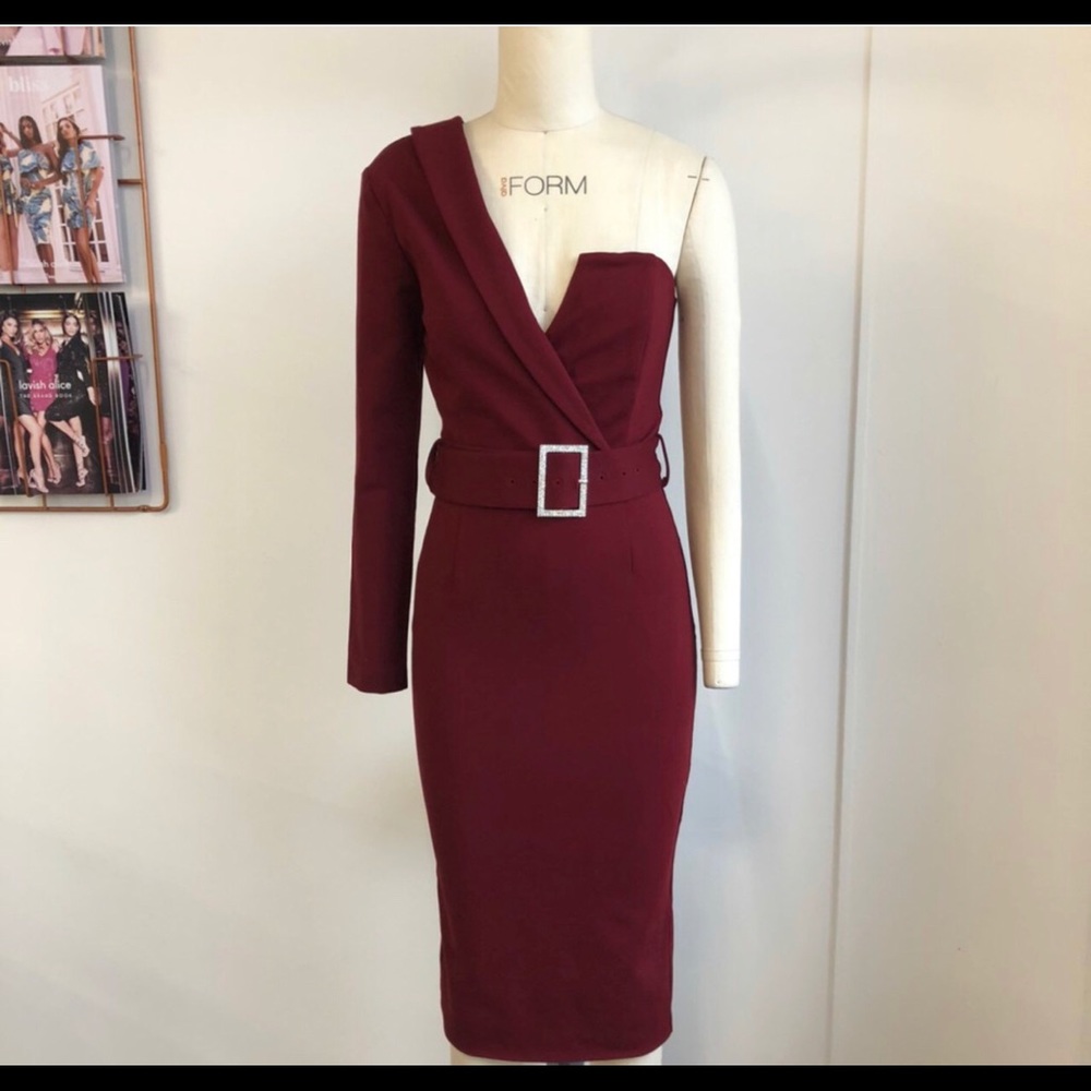 Wine Red one shoulder tux dress! 😍😍